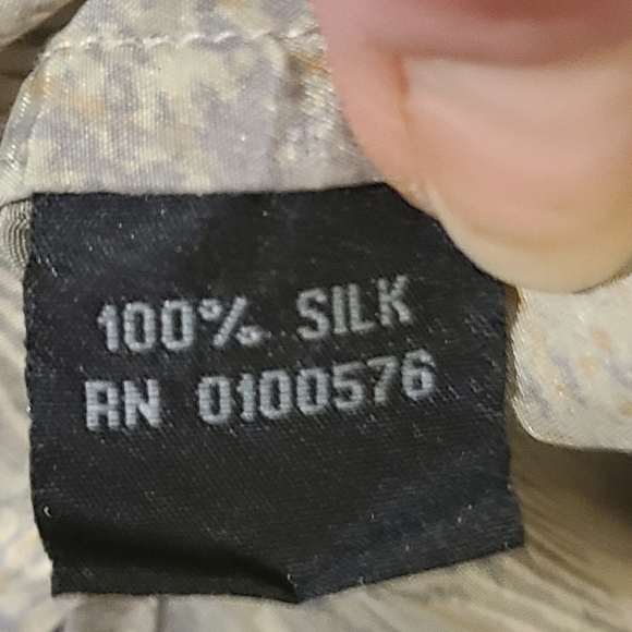 FireThorn Silk Causal Button Up - Picture 9 of 10